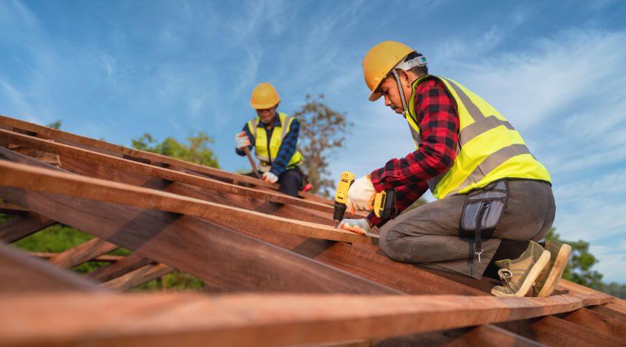Professional Flat Roofing Installation services in Newtonsville, OH